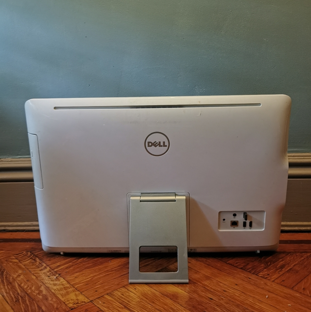Dell Inspiron All In One Desktop 3000 Series Intel Core i5